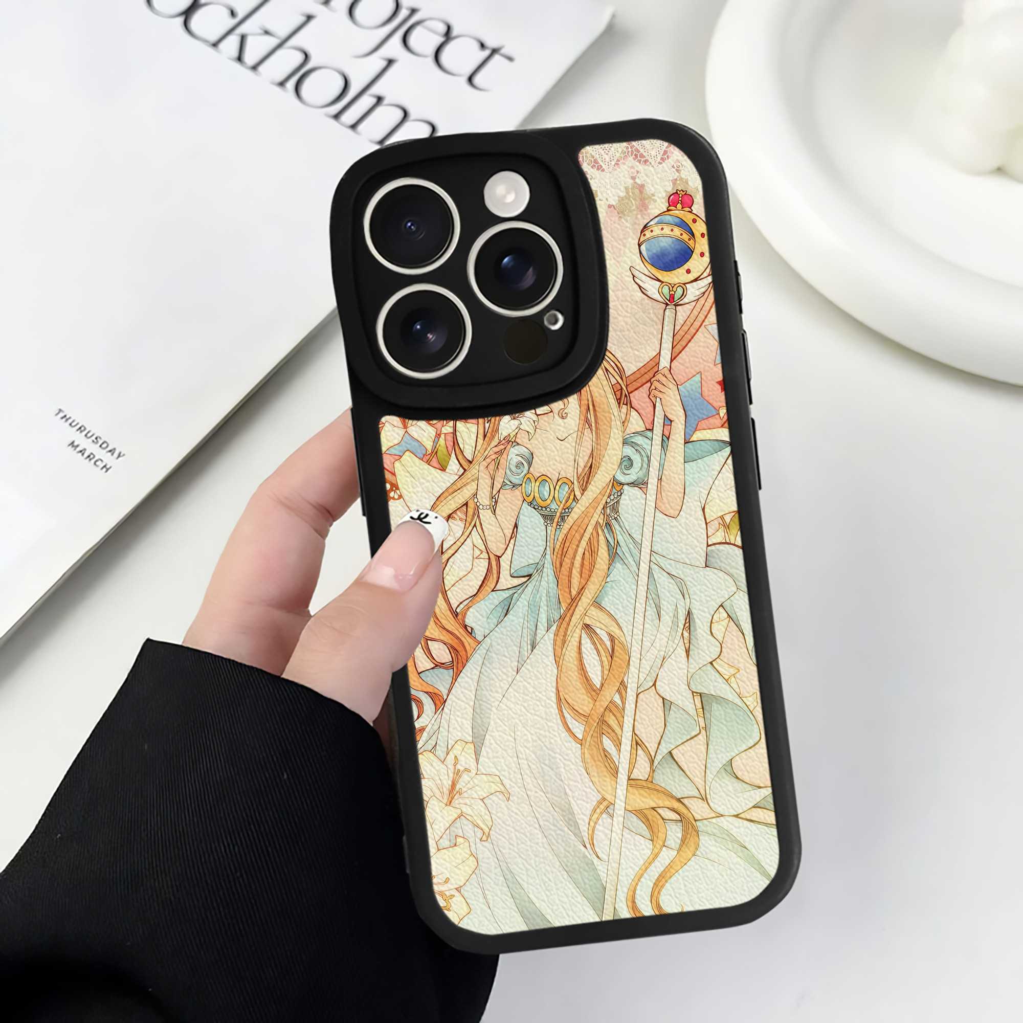 （画像用） 美少女戦士セーラームーン Sailor Moon 【iPhone 16シリーズ対応】シリコンスマホケース（レザー調） 材質：シリコン
